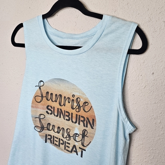 Womens Tank Top Graphic Tee‎ Sunrise Sunset Summer Fun Size M Ligh Blue - Picture 2 of 4